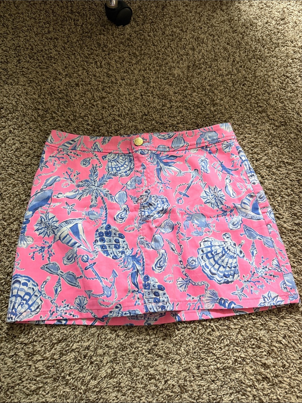 Lilly Pulitzer Pink skort with Blue Shell Motif